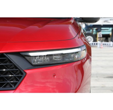 Honda Accord XI 1.5T - 4040