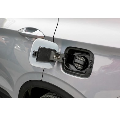 GEELY COOLRAY CHAMPIONSHIP EDITION - 22801